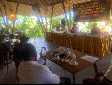 podiumnews.com- Intelkam Polda Bali Ajak Masyarakat Jaga Kamtibmas di Tengah Pandemi